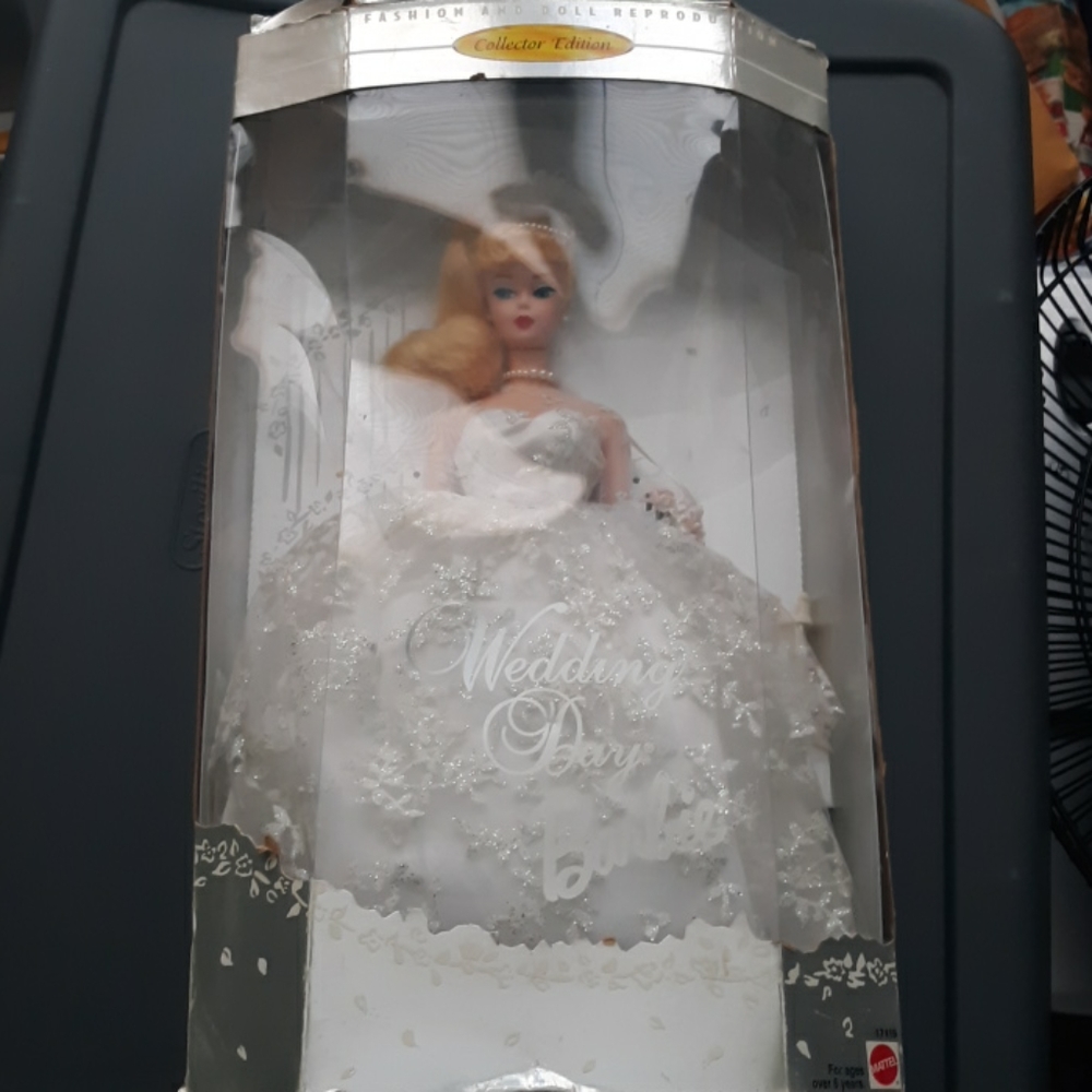 1996 blonde wedding day barbie